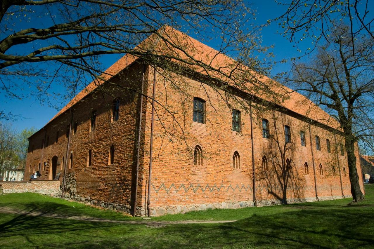 Rezydencje Willa Port Apartamenty Antinori Ostróda Buitenkant foto